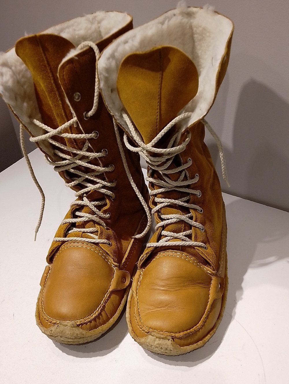 Cherokee Tan Suede Boots with White Shearling Interior